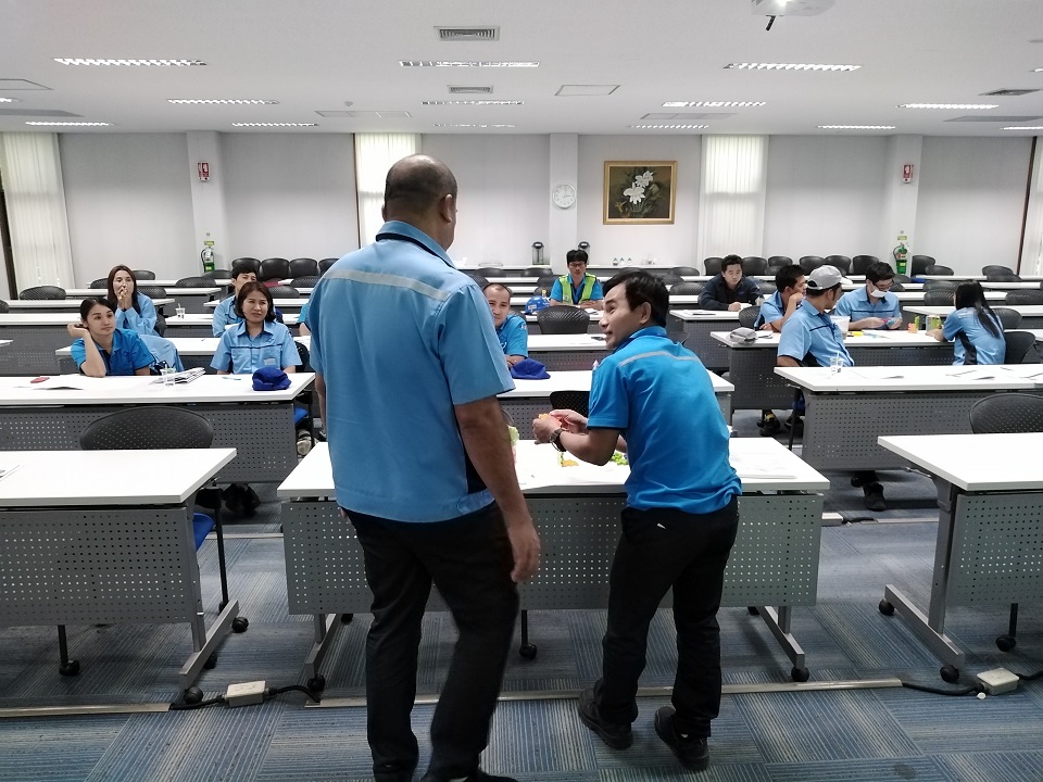 การฝึกอบรมภายในอุตสาหกรรมด้วยเทคนิค OJT